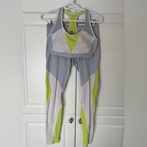 Reebok sports bra and leggings set - Speedwick Activewear